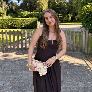 Meet your Posher, Catherine